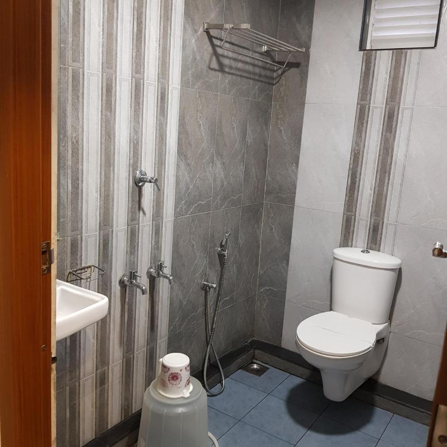 The Galaxy Suites Kochi Eksteriør billede