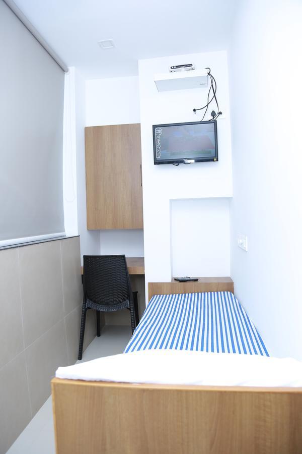 The Galaxy Suites Kochi Eksteriør billede